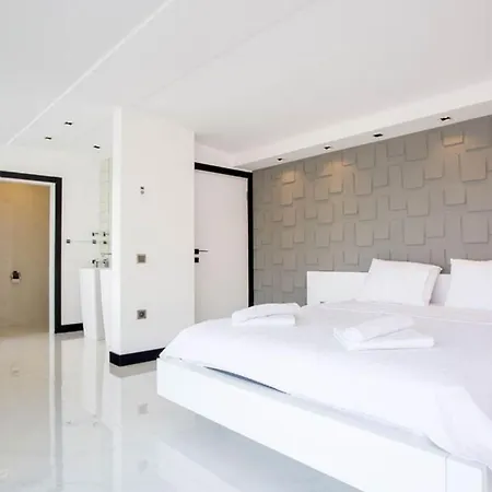 5 Bedroom 9363 カルカン